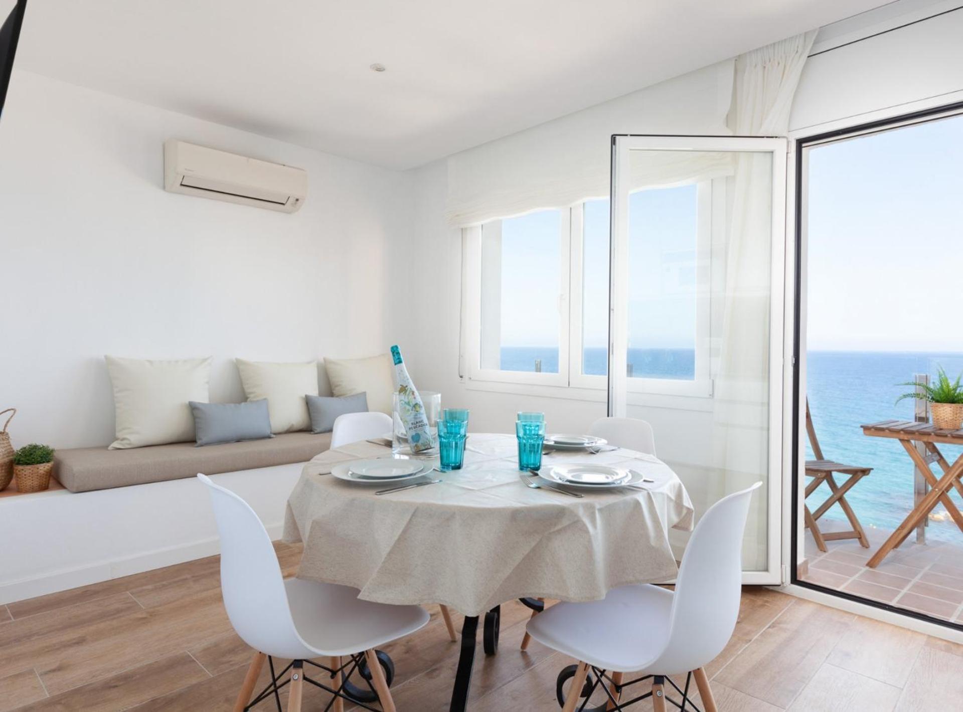 La Cala Beach 4A Deluxe Apartment With Terrace L'Ametlla de Mar Værelse billede